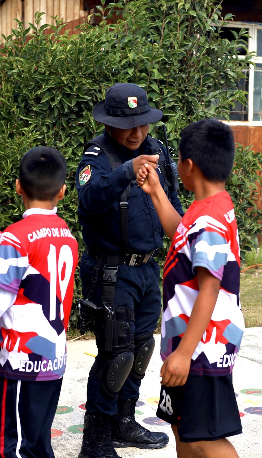 DIRECCIÓN DE SEGURIDAD PUBLICA MUNICIPAL CONMEMORA DÍA ESCOLAR DE LA NO VIOLENCIA Y LA PAZ