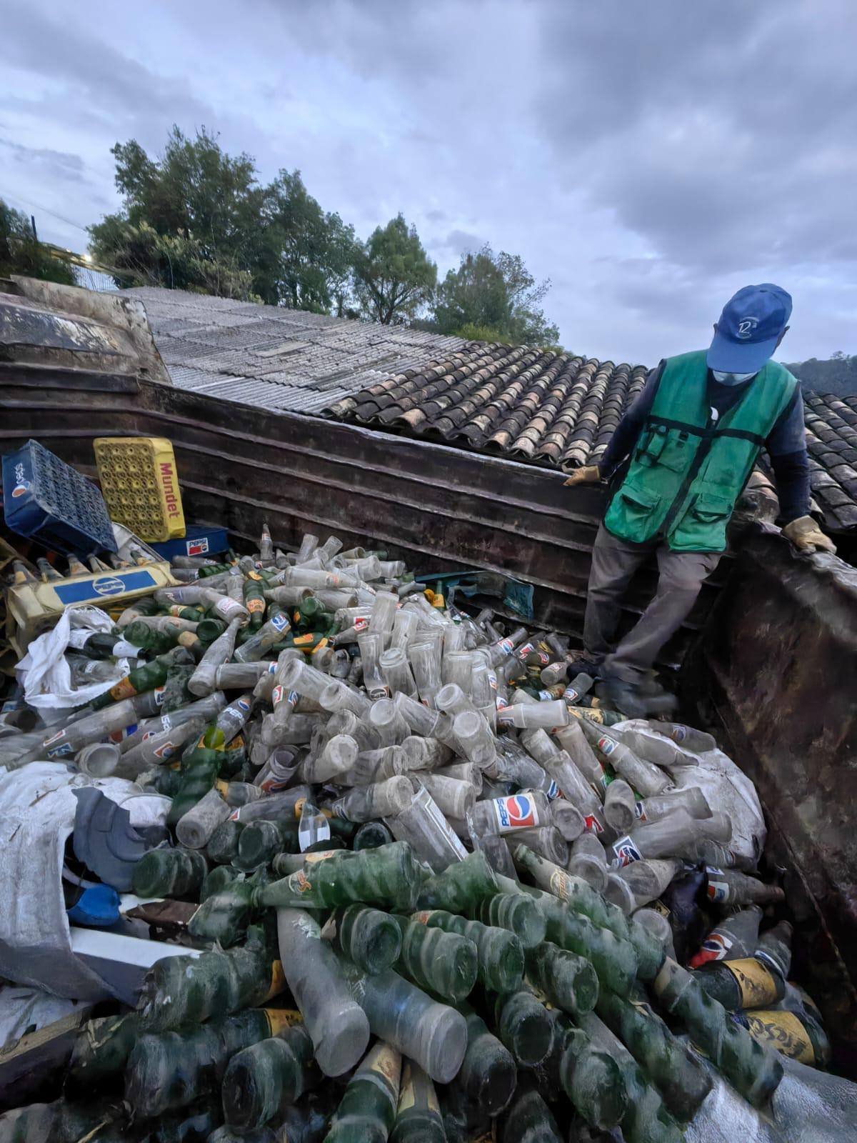 GRAN RESPUESTA CIUDADANA MARCA EL INICIO DE LA CAMPAÑA DE RECOLECCIÓN DE VIDRIO.