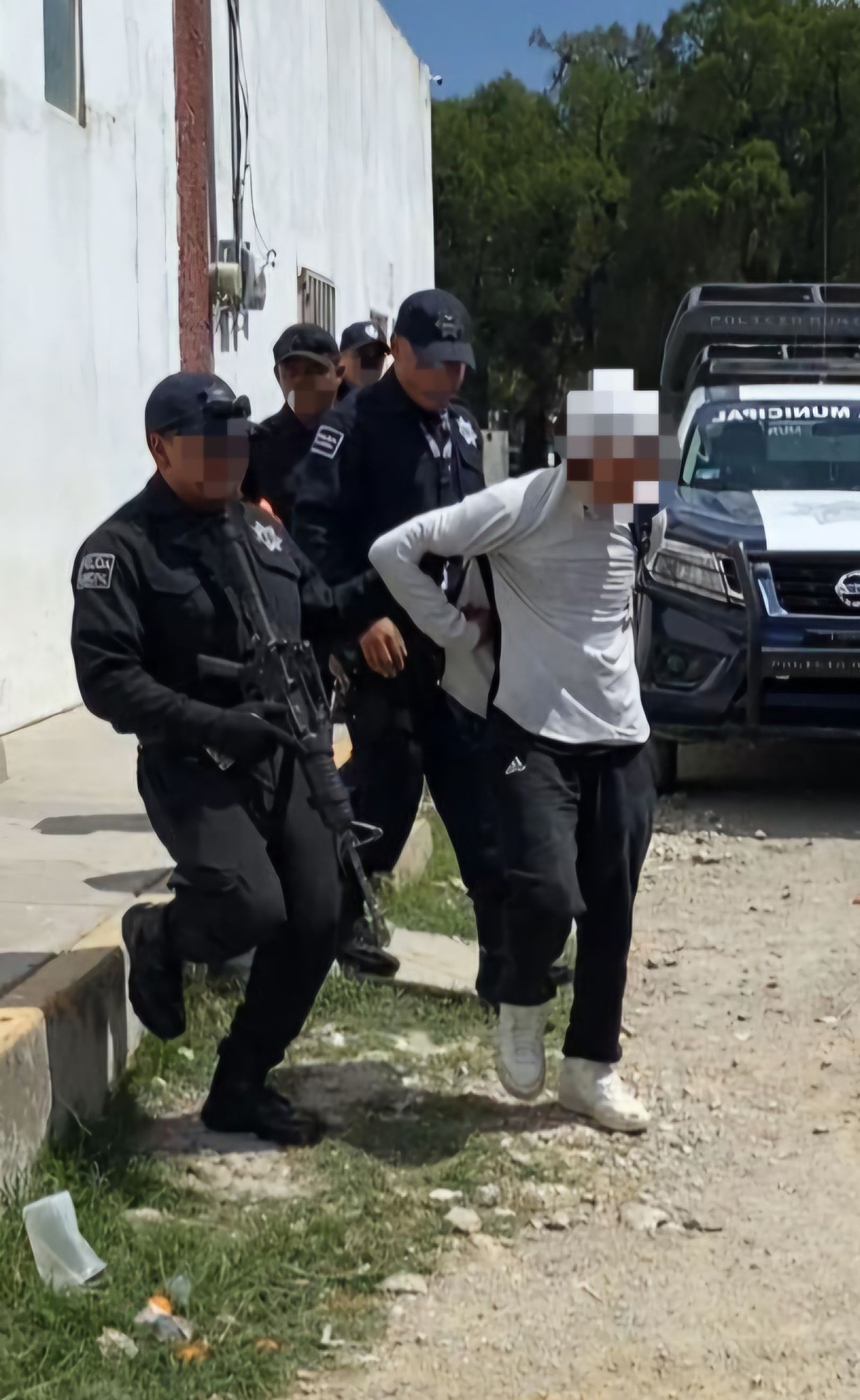 POLICÍA MUNICIPAL DE TLAXIACO DETIENE A PERSONA POR TENTATIVA DE ROBO Y AMENAZAS