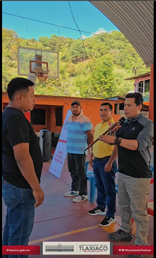 SE LLEVA A CABO LA TOMA DE PROTESTA A LA NUEVA AUTORIDAD AUXILIAR DE MEXICALCINGO DE LOS GRANADOS