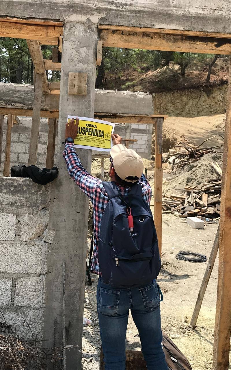 SUSPENSIÓN DE OBRAS QUE CONTRAVENÍAN LA LEY FEDERAL SOBRE MONUMENTOS Y ZONAS ARQUEOLÓGICOS, ARTÍSTICOS E HISTÓRICOS Y SU REGLAMENTO