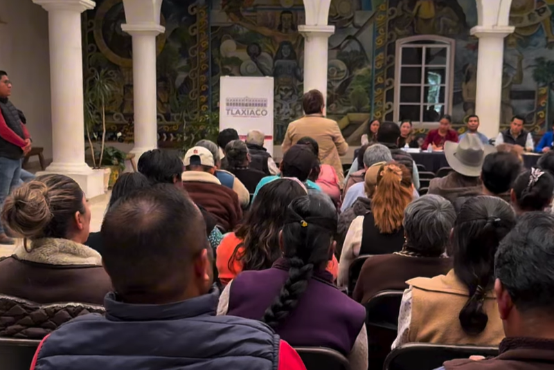 REUNIÓN CON LOCATARIOS DEL MERCADO BENITO JUÁREZ: COMPROMISO Y CERCANÍA CON NUESTRA GENTE