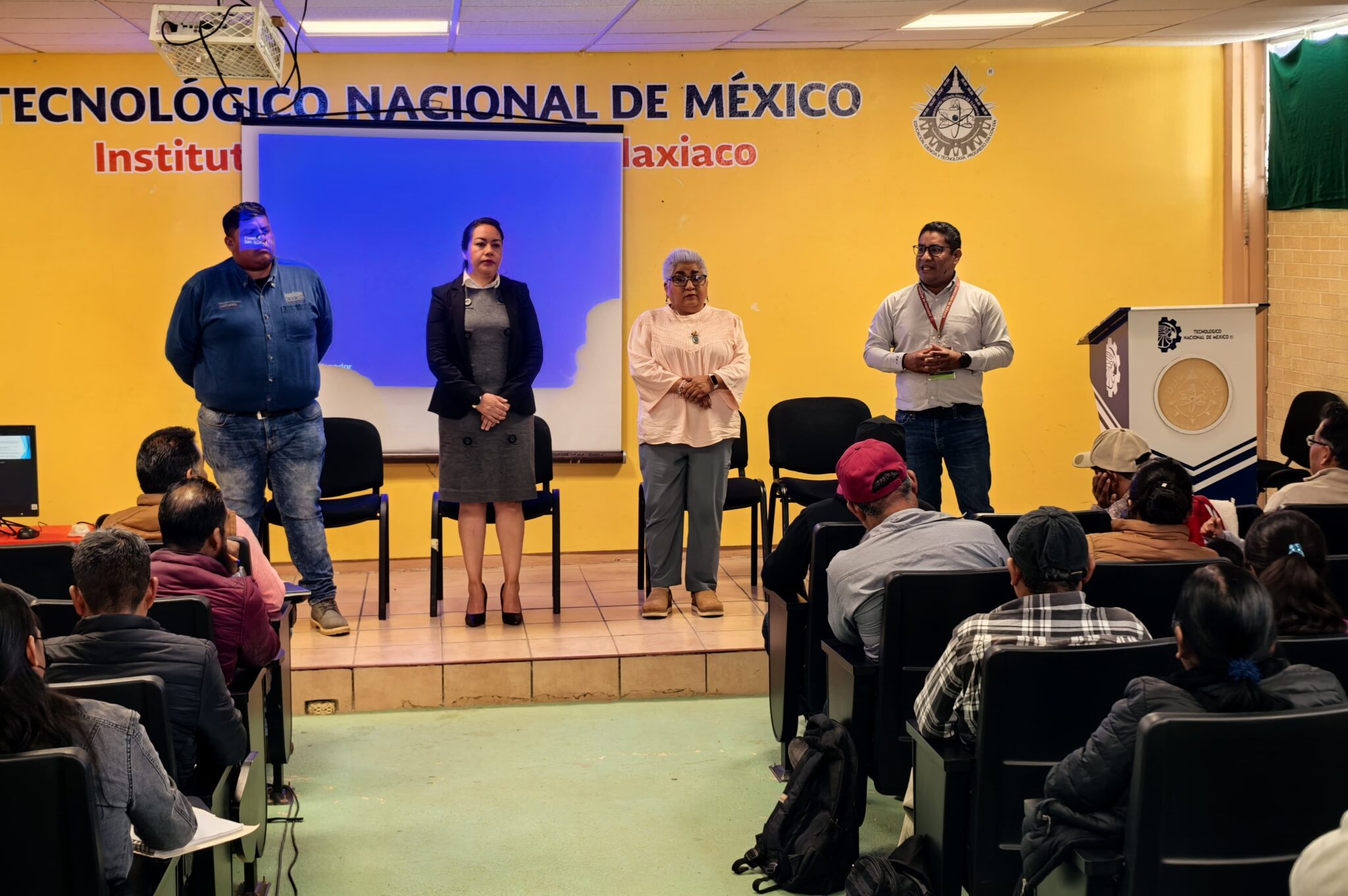 AYUNTAMIENTO DE TLAXIACO PRESENTA PROYECTO DE PLAZA REGIONAL DE PRODUCCIÓN AGROECOLÓGICA EN TLAXIACO