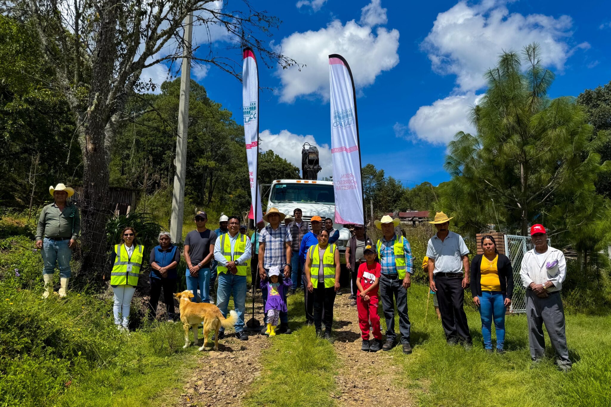 GOBIERNO MUNICIPAL ATIENDE REZAGO HISTÓRICO EN EL BOQUERÓN CON OBRA ELÉCTRICA
