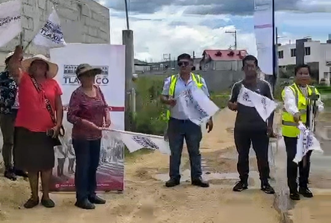 INICIA OBRA DE SISTEMA DE AGUA ENTUBADA EN LLANO YOSOVEE