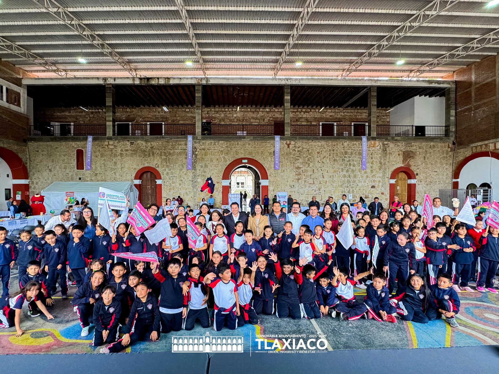 SE REALIZA CARAVANA CONTRA EL TRABAJO INFANTIL EN TLAXIACO EN EL MARCO DEL DÍA GUINDA