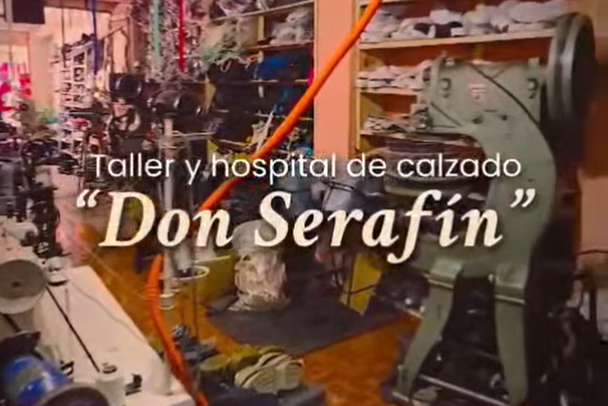 H. AYUNTAMIENTO RECONOCE TRAYECTORIA ARTESANAL DE DON SERAFÍN CRUZ SANTIAGO