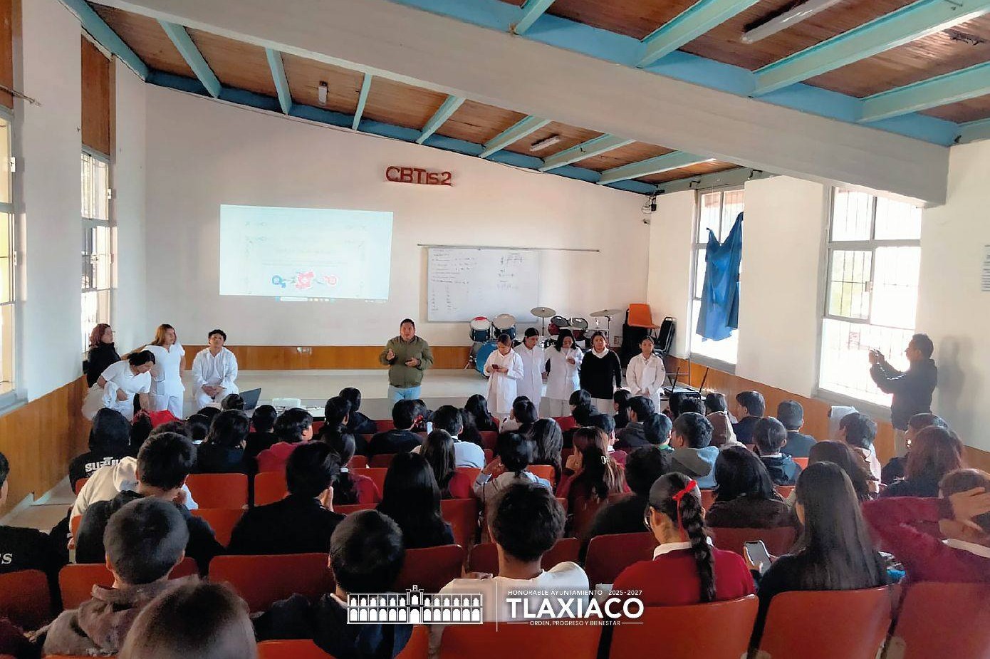 GOBIERNO MUNICIPAL PROMUEVE LA EDUCACIÓN EN SALUD SEXUAL ENTRE JÓVENES