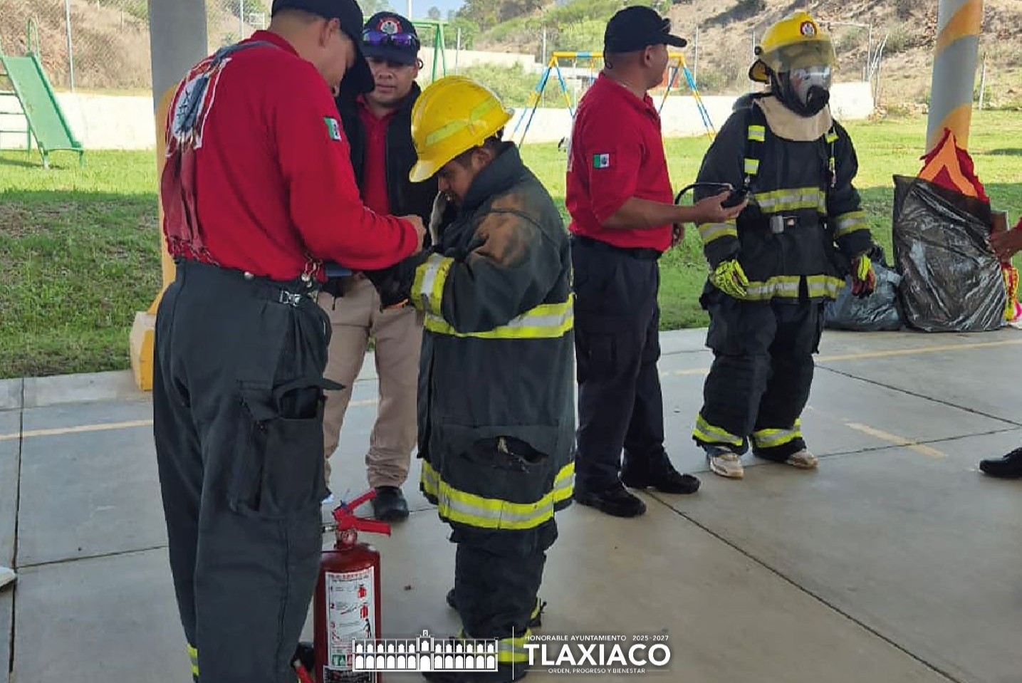 REALIZA GOBIERNO MUNICIPAL TALLER “PECESITOS” EN EL MARCO DEL PROGRAMA “BOMBEROS POR UN DÍA”
