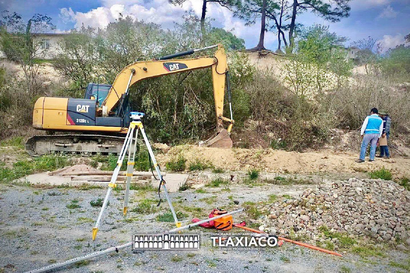 REALIZA GOBIERNO MUNICIPAL TRABAJOS DE DESAZOLVE Y REHABILITACIÓN PLUVIAL EN LA UNIDAD DEPORTIVA DE SAN PEDRO